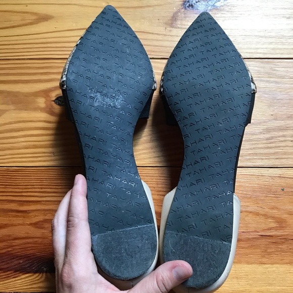 Tahari Eliss Beige Snakeskin Pointed Toe Flats, EUC, 10M - Picture 10 of 12
